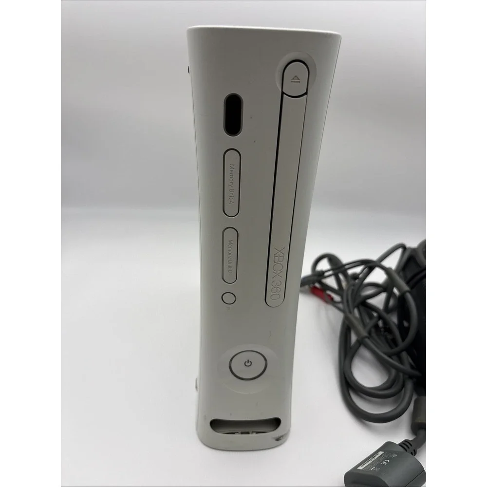 Microsoft Xbox 360 White Console Bundle Controller 16GB HDMI Tested Working